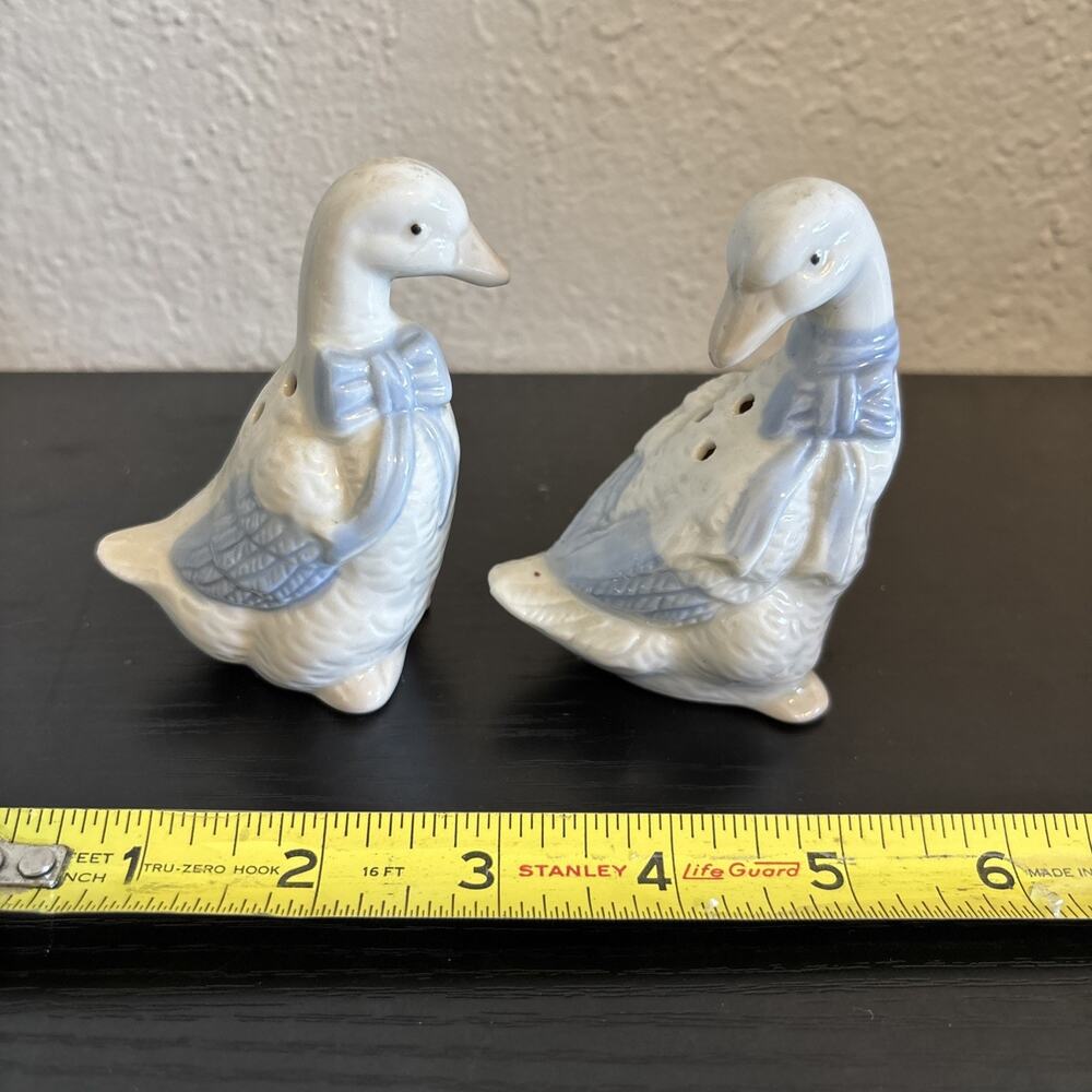 Vintage Salt and Pepper Shakers Pair White Goose Geese With Blue Bows Ceramic